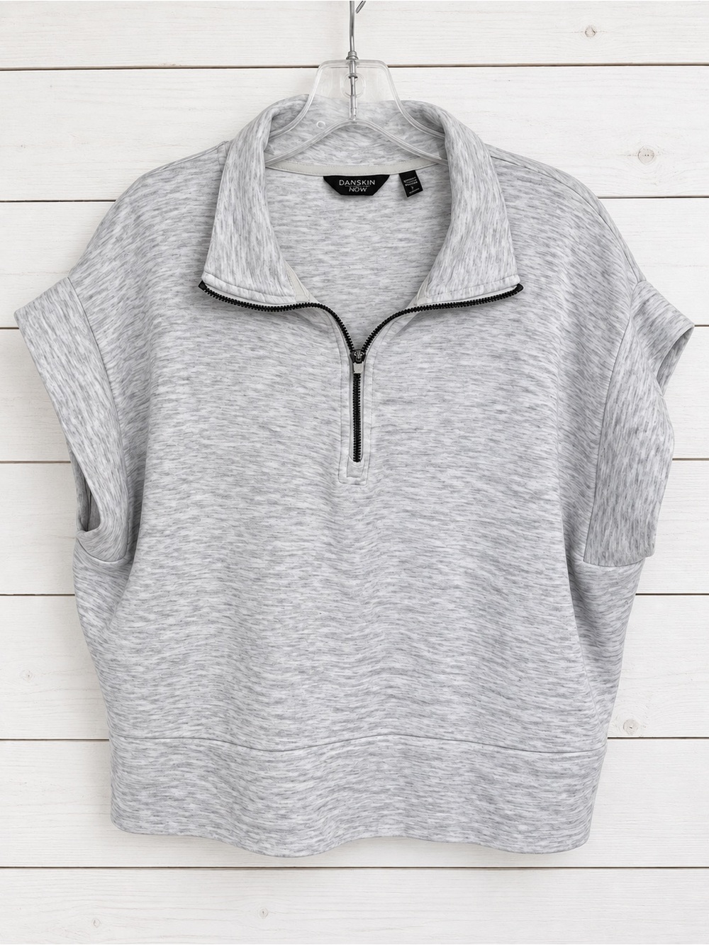 Danskin Heather Gray Quarter Zip Dolman Sleeve Top – Size Medium
